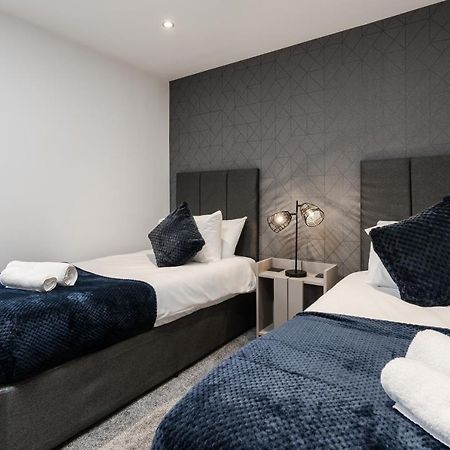 Victoria Home - 2 Bedroom Wi-Fi Parking Workers Хайд Экстерьер фото