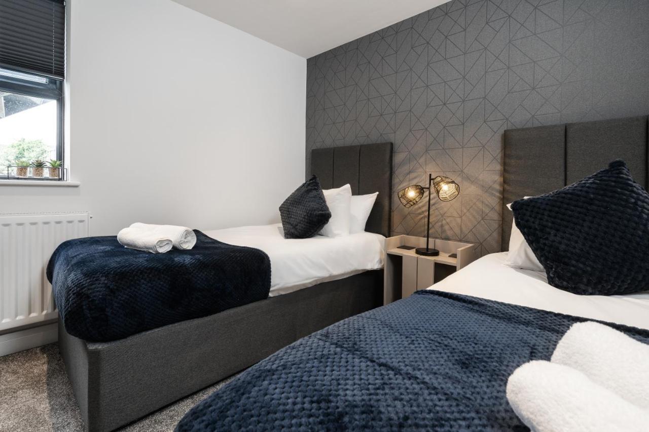 Victoria Home - 2 Bedroom Wi-Fi Parking Workers Хайд Экстерьер фото